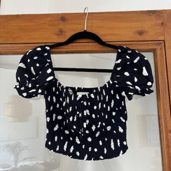 Wilfred New Smocked Blouse Cropped blouse Small Polka Dot Classic Navy/Espace - Picture 3 of 3